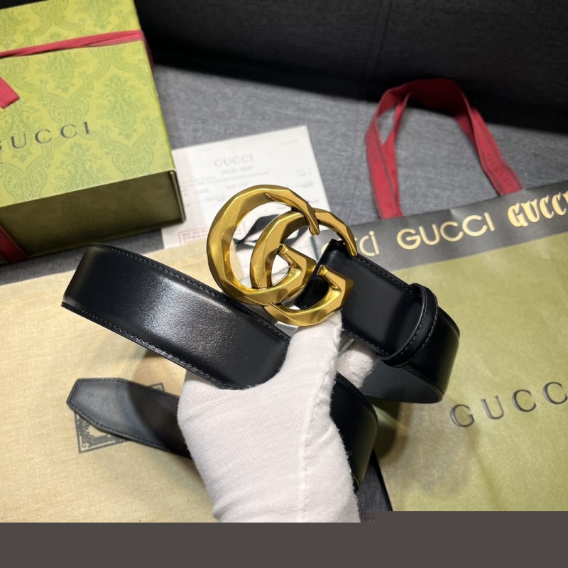 G*u*i belts